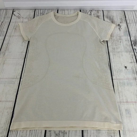 Lululemon Swiftly Tech Short Sleeve Cream White Athletic Shirt Size 12 - Picture 1 of 11